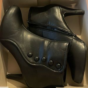 Women ankle boots